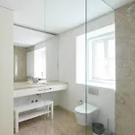 Bedroom In Shared House In Chiado - Historic Center Of Lizbona