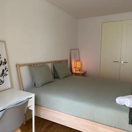 Privatunterkunft Bedroom In Shared House In Chiado - Historic Center Of Lissabon